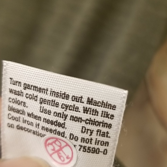 NWT a.n.a Oregano High Low Embellished Shoulder T - Picture 9 of 10